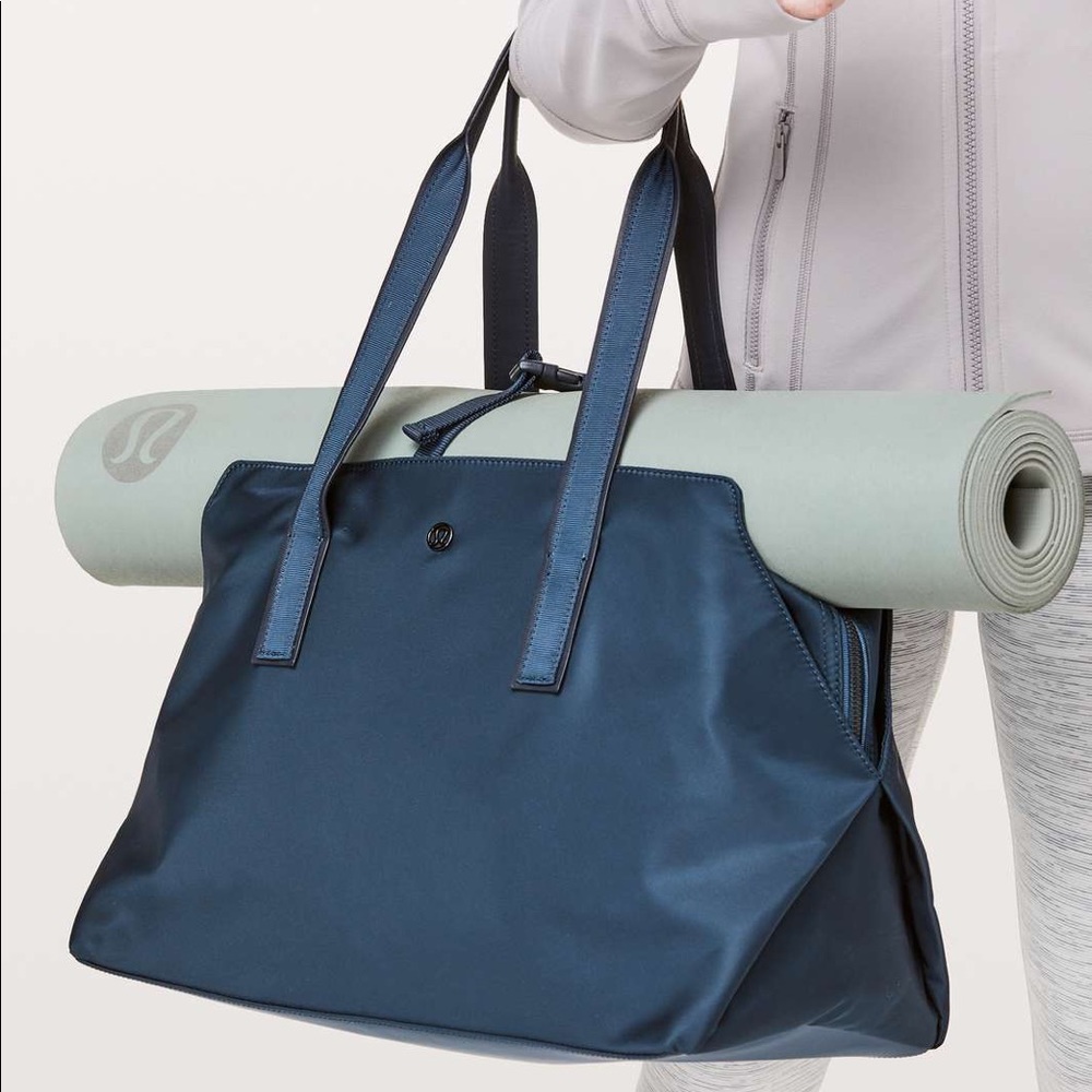 Lululemon go getter bag true navy